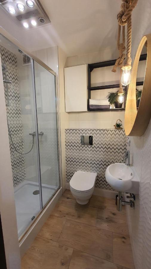 Apartament Dla Pary Stara Szkola Weremowice Екстериор снимка